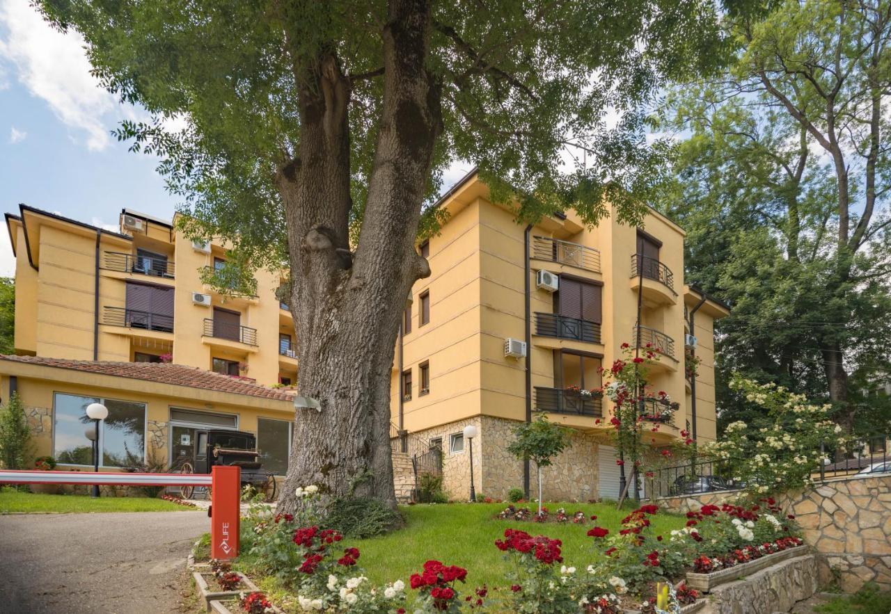 Apartman Modena Lux Vrnjačka Banja Екстериор снимка