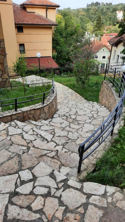 Apartman Modena Lux Vrnjačka Banja Екстериор снимка